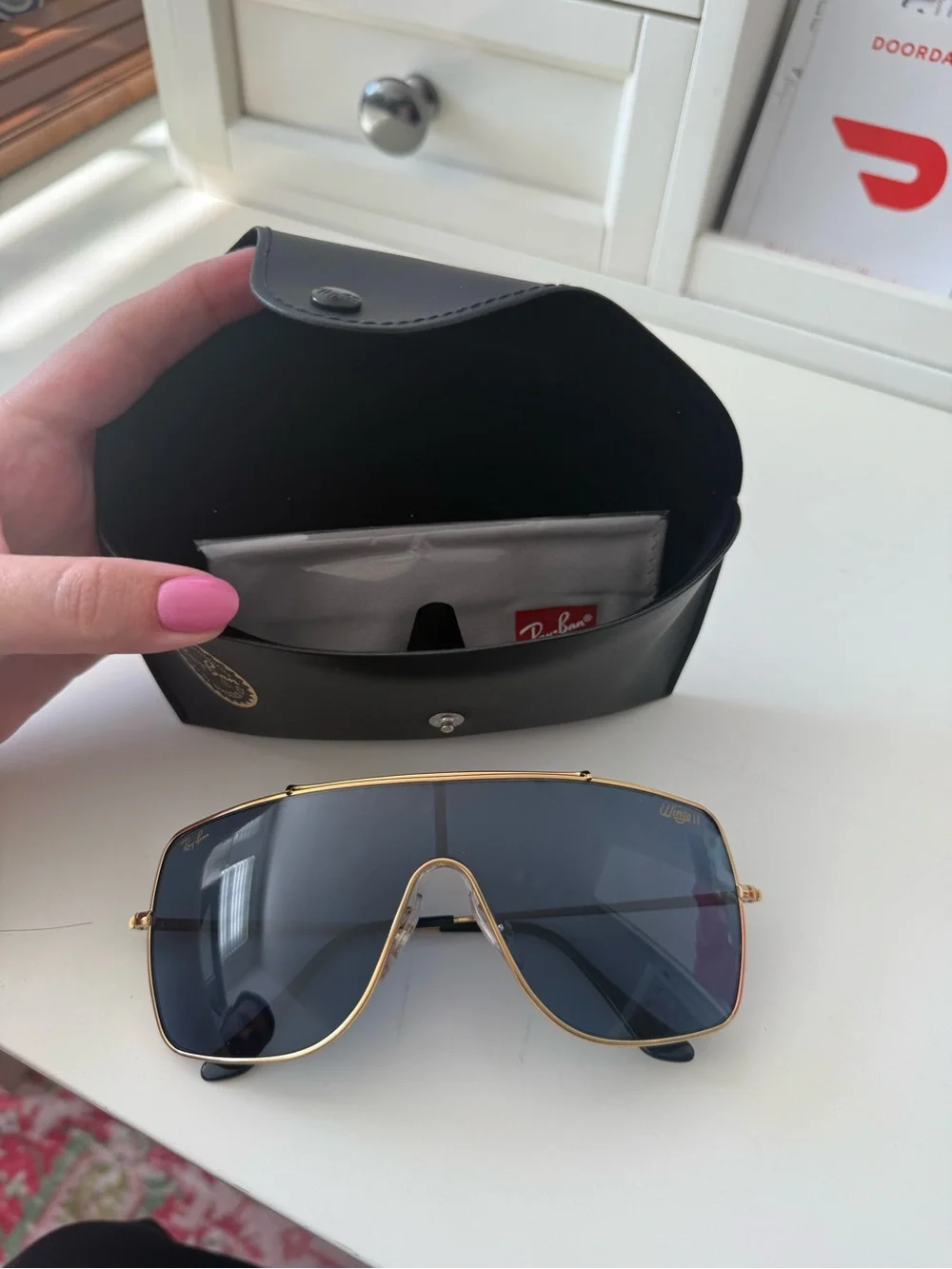 Ray-Ban Wings II